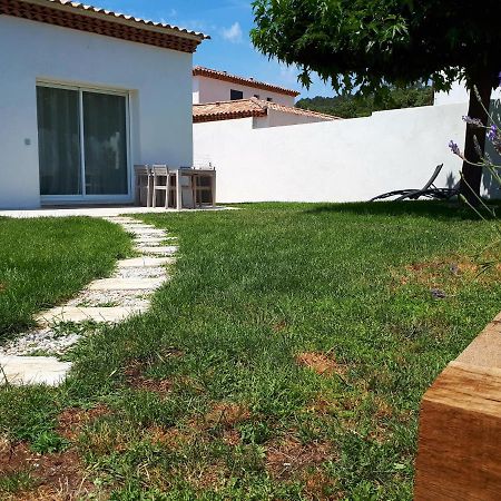 Villa Vacances En Provence Verte Garéoult Exterior foto